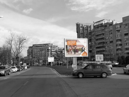 Outdoor Vision SRL, Way Media și rolul Antoanela Vasilescu și Radu Vasilescu în fenomenul steagurilor publicitare ilegale